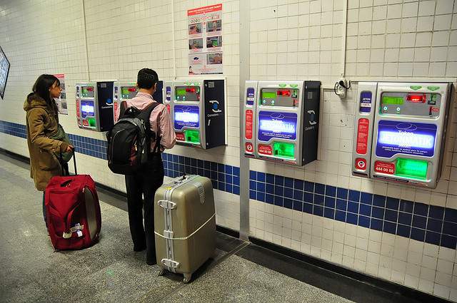 How to pay for Istanbul metro